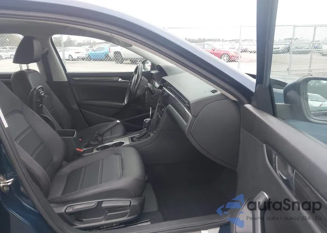 1VWMA7A33LC026012: 43985924