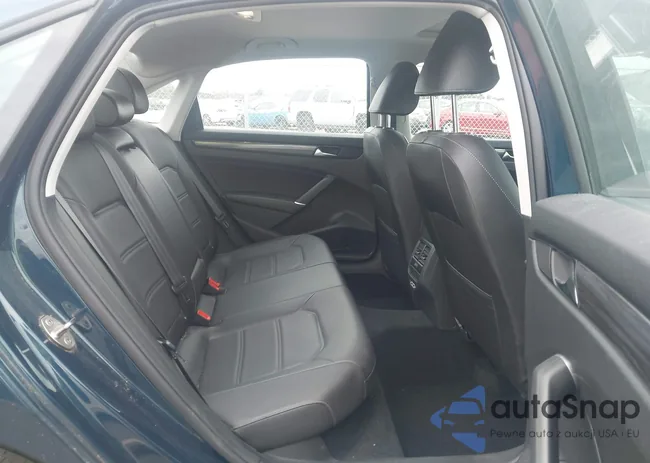 1VWMA7A33LC026012: 43985924