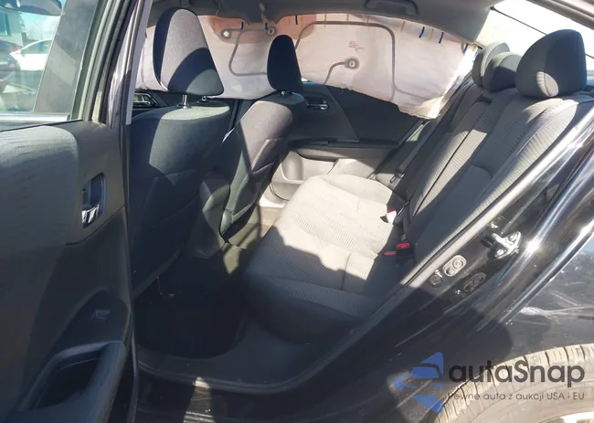 1HGCR2F34GA211496: 43986000