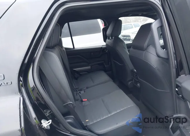 JTEVA5BR8S5044986: 43986004