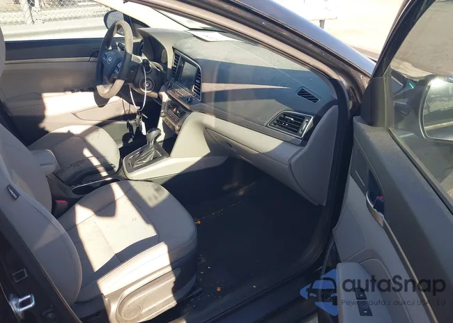 5NPD84LF7JH358637: 43986031