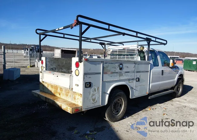 1FD7X2B68FEC65540: 43986034