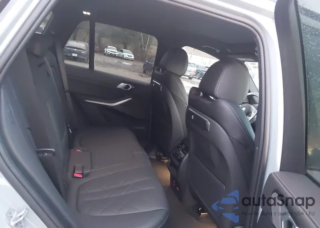 5UX23EU0XR9V18714: 43986050