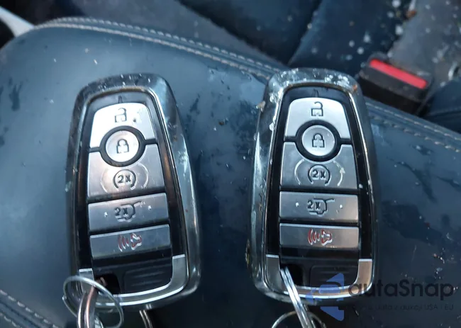 3FMCR9C61MRA57106: 43986080