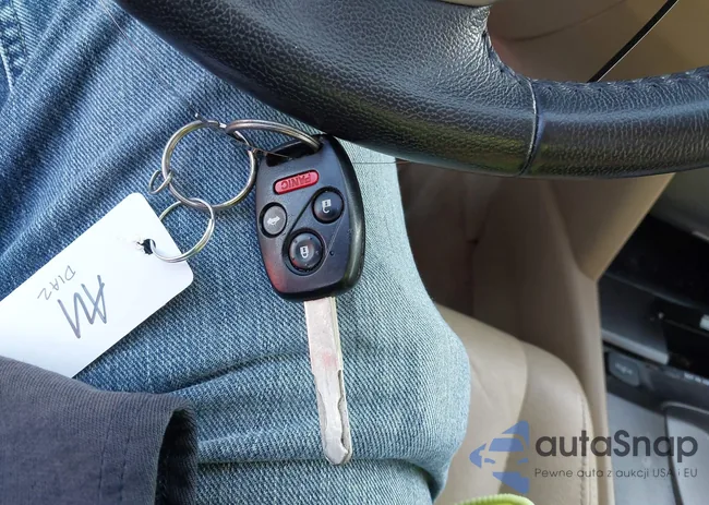 1HGCP2F69CA134554: 43986095