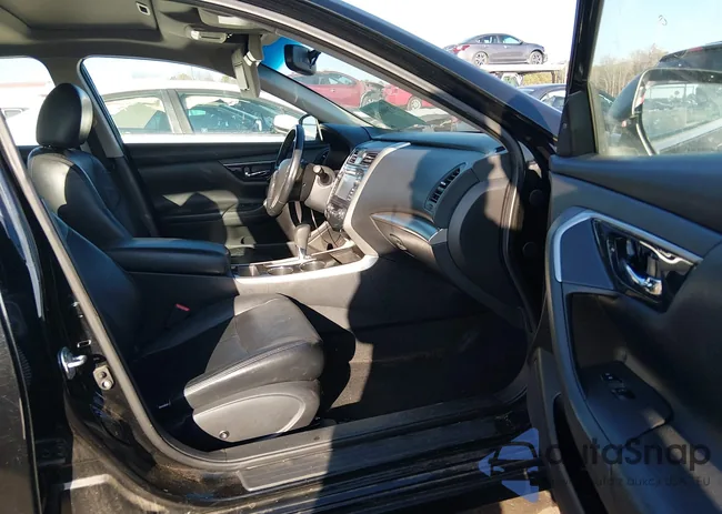 1N4AL3AP2EC266852: 43986118