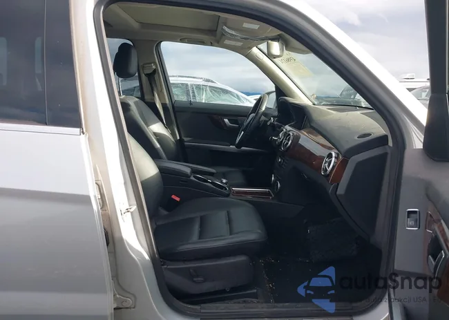 WDCGG8JB0FG369928: 43986174