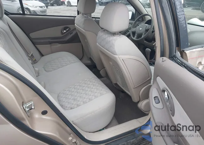 1G1ZT54885F220270: 43986181