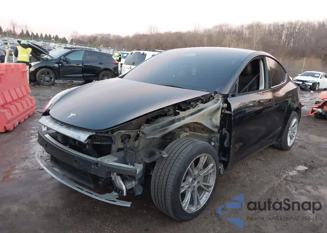 5YJYGDEDXMF114032: 43986233