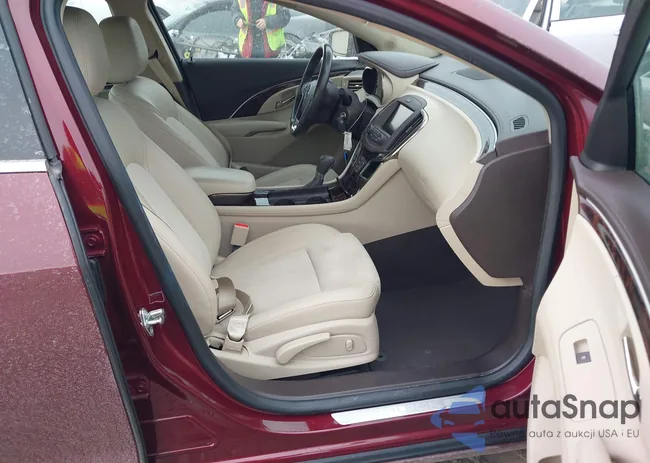 1G4GA5G37GF250296: 43985308