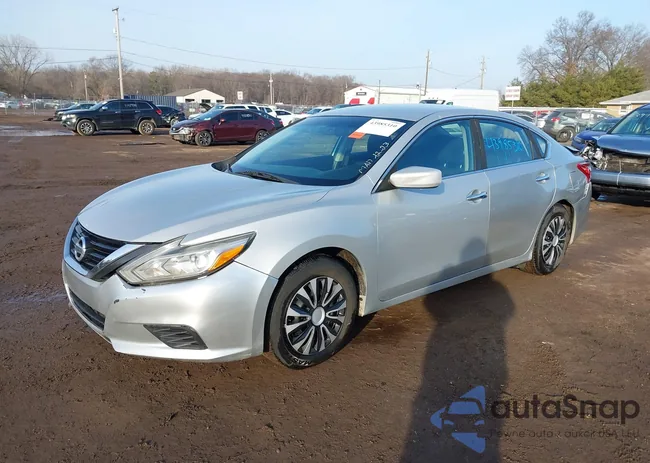 1N4AL3AP5HN344548: 43985310