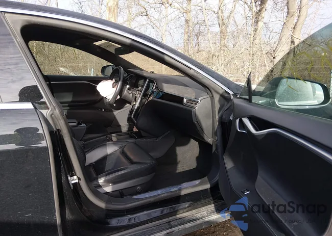 5YJSA1H24FFP68186: 43985313