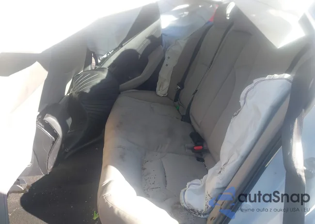 1HGCY1F29RA080279: 43985329