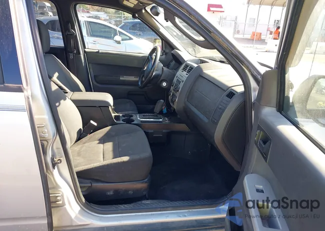 1FMCU9D77BKA78288: 43985374