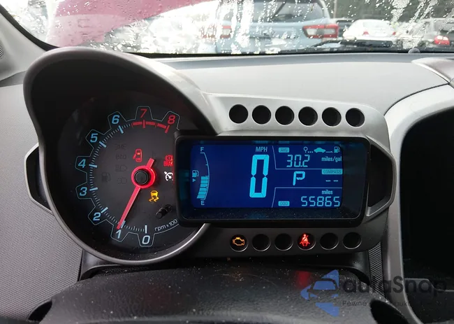 1G1JC6SH6F4219945: 43985437