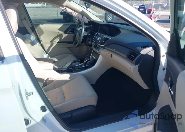 1HGCR2F32FA225590: 43985498