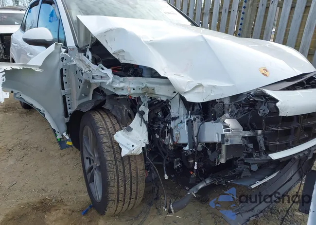 WP1AA2AY0SDA04240: 43985533