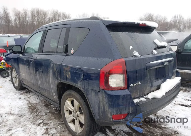 1C4NJDEB7HD110780: 43985574