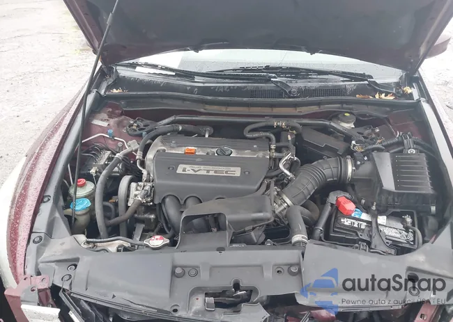 1HGCP26799A199681: 43985610