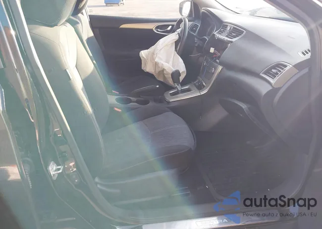 3N1AB7AP5EY222780: 43985613