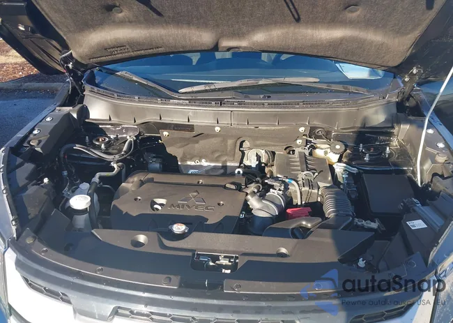 JA4ARUAU6RU010860: 43985671