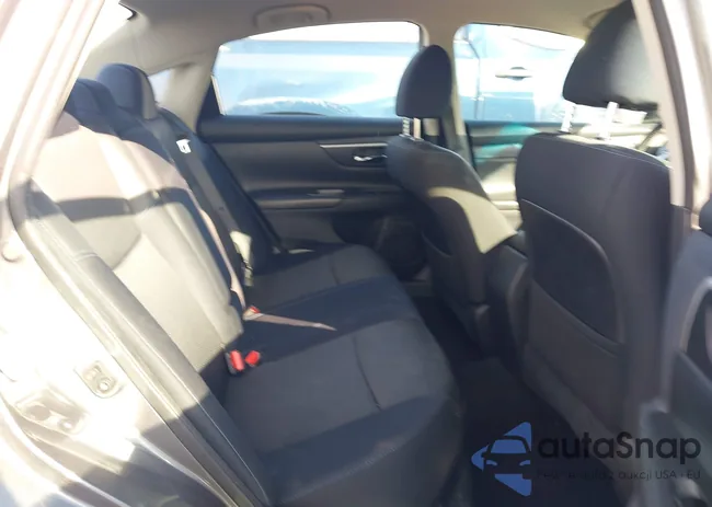 1N4AL3AP0HC136136: 43986693