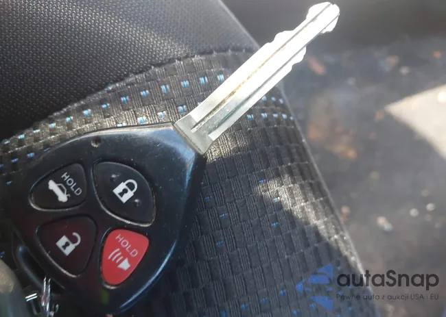 2T1BU4EE8BC582348: 43986719