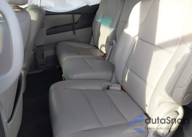 5FNRL5H68CB056035: 43986735