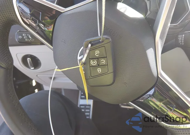 3VVCB7AX0PM034332: 43986782