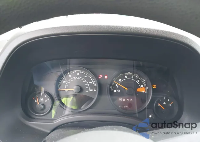 1C4NJCBAXGD600540: 43986905