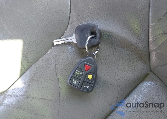 YV1SZ59H531096835: 43986920