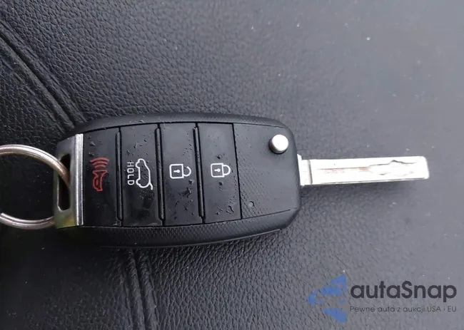 KNDPMCAC0J7352906: 43986943