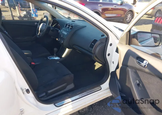 1N4AL2AP5CC254458: 43987059