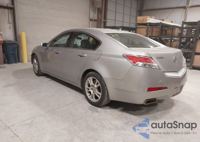 19UUA8F26AA022880: 43987069