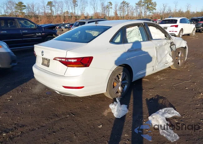 3VWC57BU8KM034224: 43986302