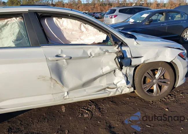 3VWC57BU8KM034224: 43986302