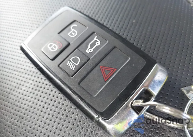 SALKP9E74PA053053: 43986320