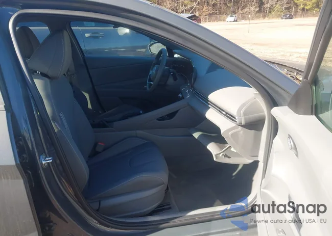 KMHLM4DG2RU770458: 43986419