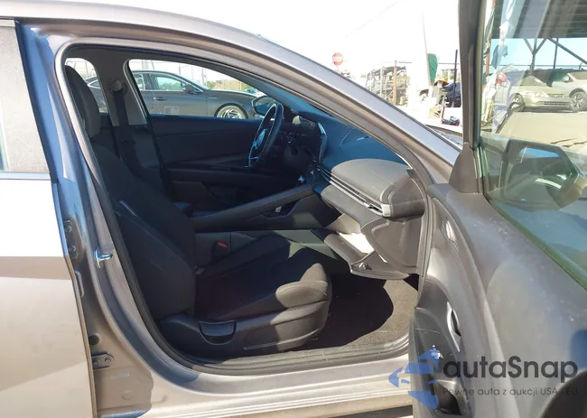 KMHLS4DG4SU929251: 43986523