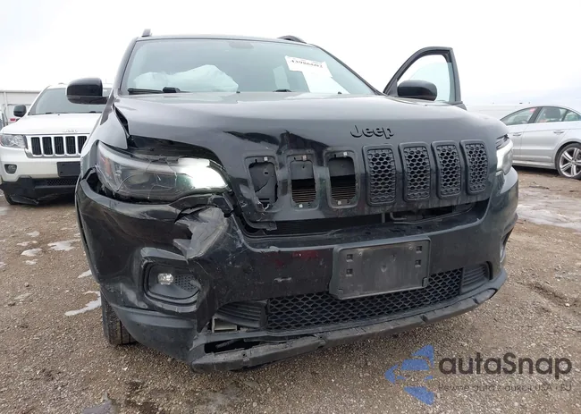 1C4PJLLB3KD338921: 43986602