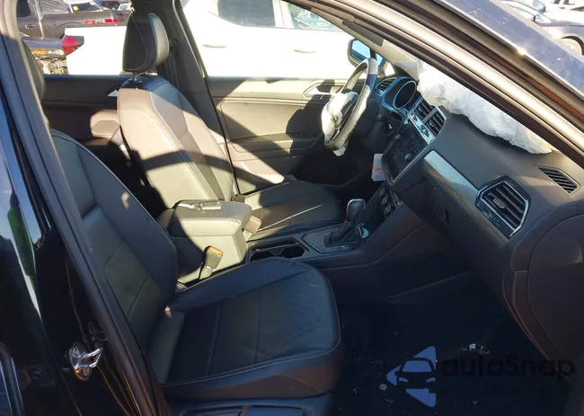 3VV3B7AX7MM021525: 43986606