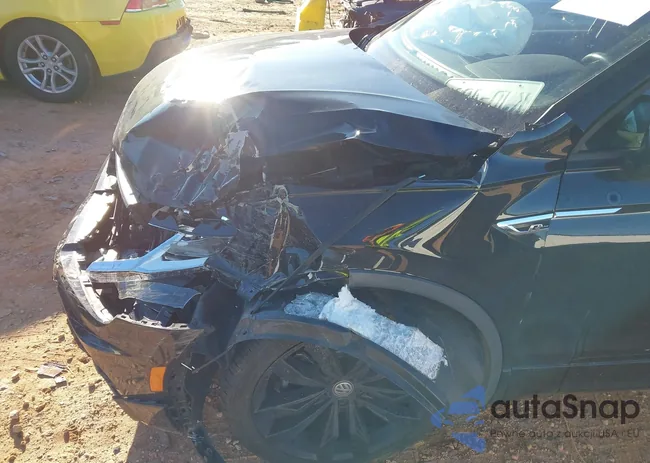 3VV3B7AX7MM021525: 43986606