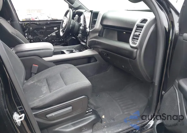 1C6SRFFT8LN127760: 43986609