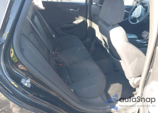 1G1ZD5ST0LF104983: 43986618