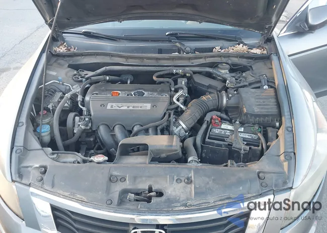 1HGCP26879A085834: 43986644