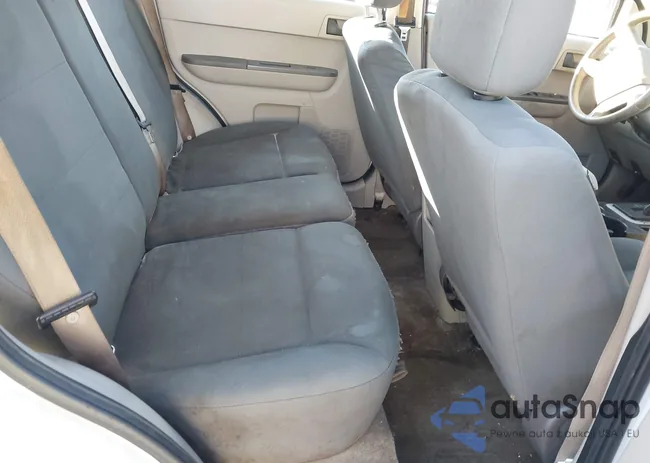 1FMCU0C74CKB09706: 43987707