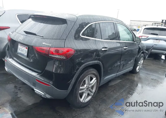 W1N4N4HB1PJ499176: 43987746