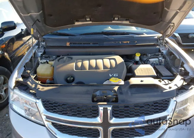 3C4PDCBG9HT510778: 43987750