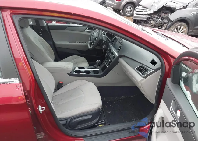 5NPE24AF3GH256821: 43987763