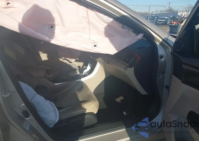 1HGCR2F78DA051668: 43987765